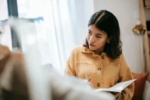 referat-tse-struktura-vymohy-ta-iak-napysaty-iakisnu-robotu-u-2026-rotsi-e0a8