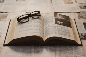 shcho-take-tema-povne-rozkryttia-poniattia-v-literaturi-ta-za-ii-mezhamy-5763
