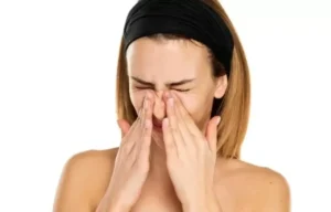 chomu-chukhaietsia-nis-prychyny-sverbizhu-ta-koly-varto-turbuvatys-13f9