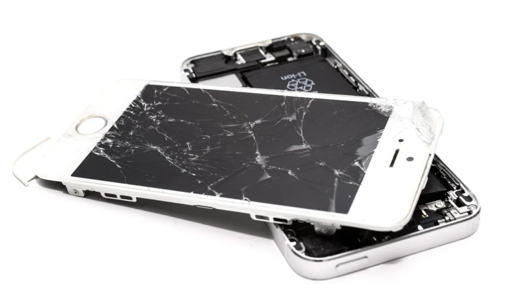 do-choho-snytsia-rozbytyi-telefon-detalne-tlumachennia-318a