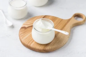 iak-zrobyty-iohurt-z-iohurtu-prostyi-domashnii-retsept-025e