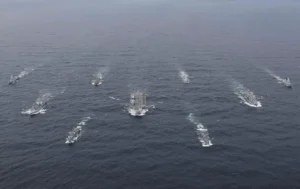 Кораблі Китаю та Росії під час спільних морських навчань у Жовтому морі
