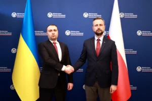 Міністр оборони Польщі Владислав Косіняк-Камиш на зустрічі з українським колегою