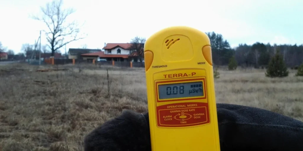 radiatsiinyi-fon-dzherela-normy-ta-vplyv-na-zdorovia-aa3a