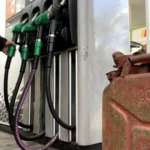 В РФ вчителів залучили до чергувань на АЗС через паливну кризу
