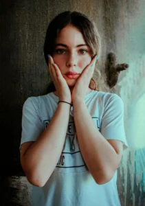 horiat-vukha-narodni-prykmety-prychyny-ta-shcho-robyty-090a