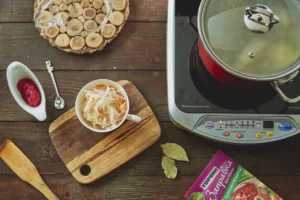 skilky-varyty-kapustu-v-borshchi-tochnyi-chas-i-sekrety-65c1